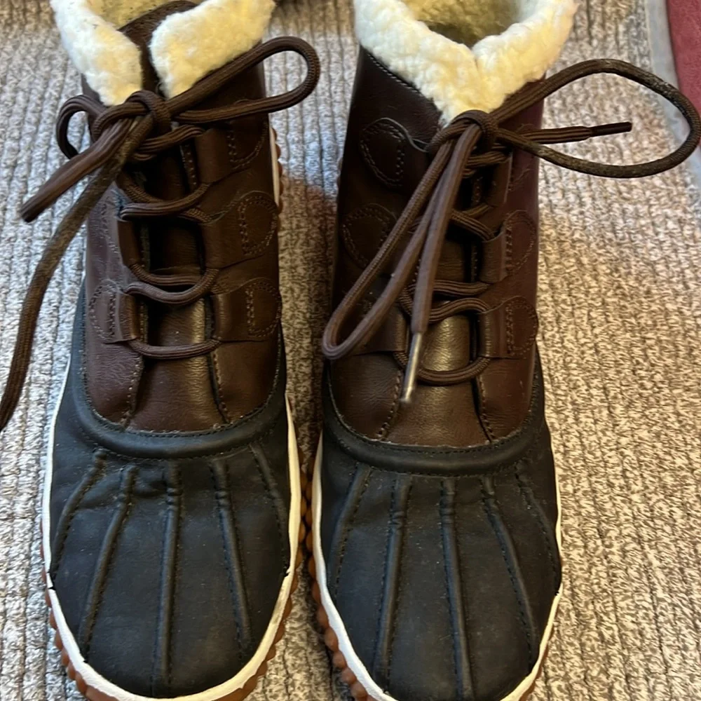 SKECHERS ANKLE DUCK BOOT‎ BOOTIES